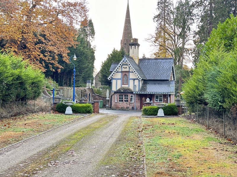 House - click for photo gallery